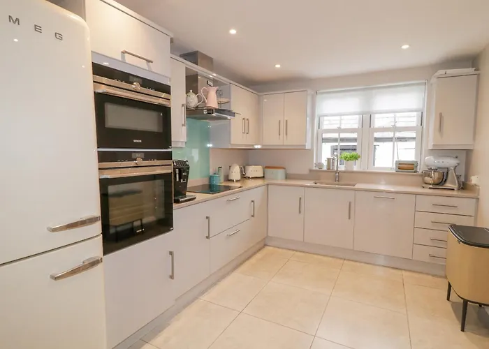 3 Coastguard Station * 拉斯姆兰