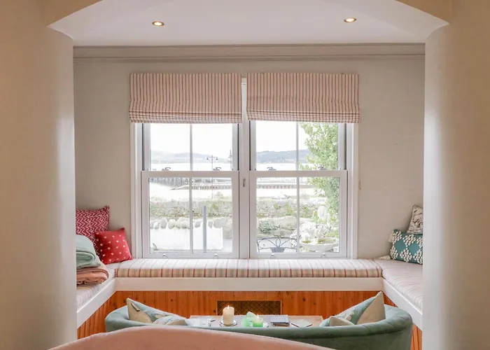 3 Coastguard Station * 拉斯姆兰